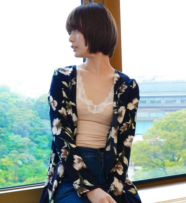 今秋！麻豆事務所所屬上京模特兒19歲 被男模引誘做愛。